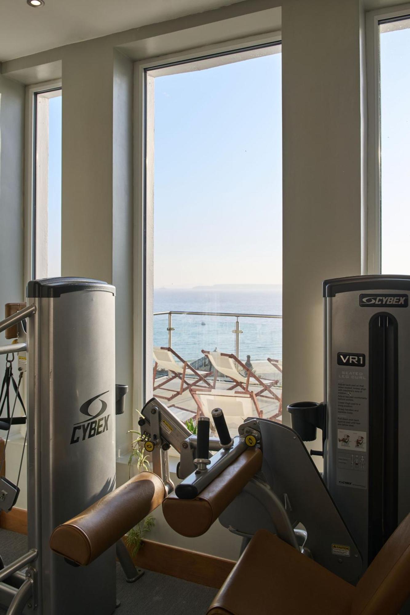 Harbour & 4* St Ives